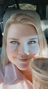 I'm grateful it's Friday and the sun is shining ☀️☀️