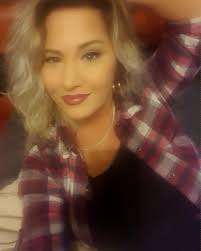 April Hammond aka Apriluv (@the1toendall)