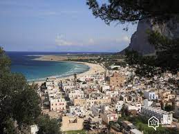 Il più breve è in auto che impiega 3 ore. Vermietung San Vito Lo Capo Fur Ihren Urlaub Mit Iha Privat