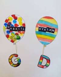 Instagram Post Added By Ma Maicresse Oh Qu Elles Sont Belles Nos Etiquettes Porte Manteau Maternelle In 2020 Back To School Art 1st Day Of School Spring Preschool