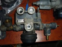 Posted by frank nebenburgh on apr 05, 2018. New Used Wabco Valve Relay Valve 9730112050 Wabco Truck Parts For Sale