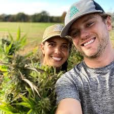 Katrina Knott's Instagram, Twitter & Facebook