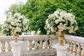 Place each stem in the vase spread evenly around the rim, working from the. How To Make Gorgeous Tall Floral Arrangements
