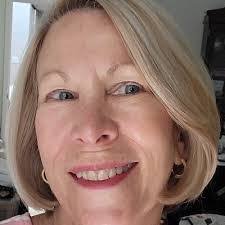 Karen Schoonmaker's Instagram, Twitter & Facebook