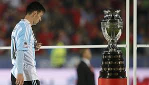 Sus 'resbalones' en el mundial de brasil 2014 y en la copa américa 2015 son parte de la leyenda negra de argentina. Chile Derroto En Penales A Argentina Y Es Campeon De La Copa America 2015 Deportes Peru21