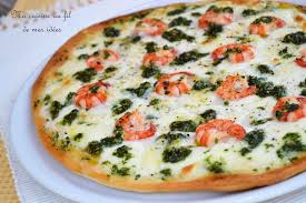 Pizza Aux Crevettes Mozzarella Et Persillade A L Ail Recette Pizza Crevette Recettes De Cuisine Recette Pizza
