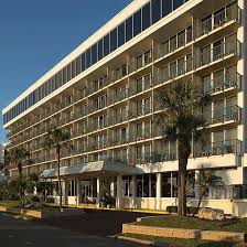 Последние твиты от holiday inn (@holidayinn). Holiday Inn Sarasota Lido Beach The Beach Home Facebook