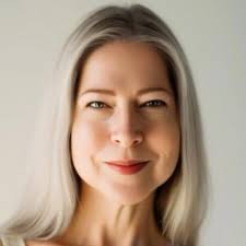 That is the correct pronunciation. I wanted one so much.