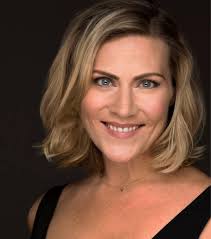 Shannon Parks's Instagram, Twitter & Facebook