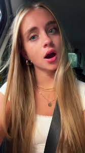 Abby Holder's Instagram, Twitter & Facebook