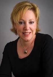 Annette Romansky's Instagram, Twitter & Facebook