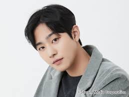 HOMINIS（ホミニス）