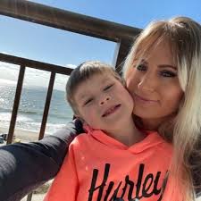 Sheena Keller (@CullerRae)