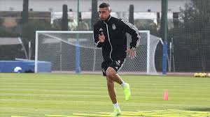 Six years after his farewell, enzo roco, a defender born in 1992, returns to the first european club that bet on him back in 2014. Besiktas Release Chilean Defender Enzo Roco Turkishpress