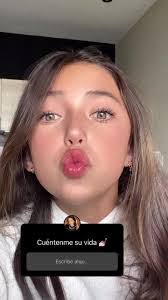 Paula Cam's Instagram, Twitter & Facebook