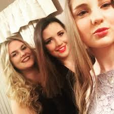 Beth Proctor (@Bethproctor98)