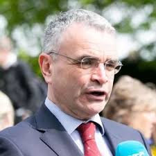 Famous Galway face sadly dies as tributes flow for talented local musician 