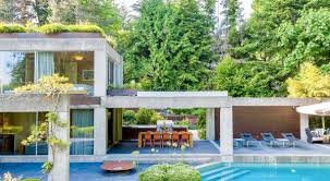 It is actually one of two homes commissioned from erickson by twin brothers and b.c. Xclp1dqmbog8sm