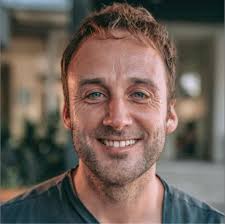 Hey everyone, hope you're doing good in Da Nang!