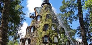 Cele mai periculoase secte din lume. Cele Mai Bizare 10 Hoteluri Din Lume