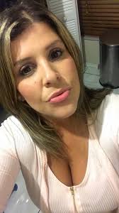 Last night was so much fun! This lipstick I'm wearing is from my very own  vegan cosmetic beauty line 💋 Vegan, matte, long lasting, and lightweight.  @VivaLaVeauty