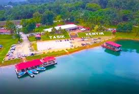 10 tempat menarik di tasik kenyir terengganu yang harus anda lawati dboystudio. Terokai 5 Lokasi Air Terjun Di Tasik Kenyir Tripjalan