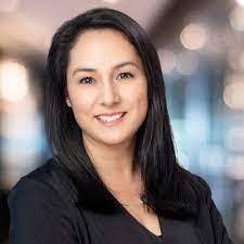 Julie Dameron's Instagram, Twitter & Facebook