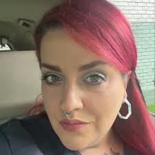 Hoping for reccomendations for therapists? Just for life in general I dont  have anything specific going on. Im a college age female so if you are of  that age range or know