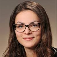 Stephanie Schupp's Instagram, Twitter & Facebook