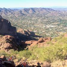 The camelback in pennsylvania is 2,133 ft (650 m). Camelback Mountain Hike Az Sibbach Com