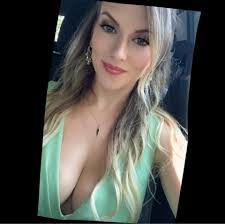 Ashley Monti's Instagram, Twitter & Facebook