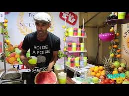 Le Camelot Et L Extracteur De Jus La Minute Foire Youtube