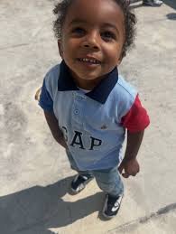 Happy Birthday to my favorite 2 year old my Lee Bee 🐝 Thank you for  choosing me to be your mommy 💛