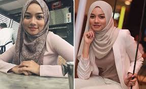 Kini, tv3 akan merealisasikan impian anda. Hawa Rizwana Iras Neelofa Pembaca Berita Tv9 Baru