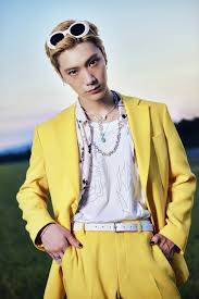 He is a member of the nct's chinese . Glitter Magazine Wayv S Ten And Yang Yang Announce New Song Low Low