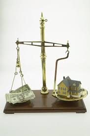 A partire dal 1° gennaio 2014, per effetto del dlgs 23/2011 () l'imposta di registro sale al 9% (dal precedente 7%) per gli immobili non adibiti ad abitazione principale mentre scende al 2% (dal precedente 3%) per la prima casa, ad eccezione delle abitazioni appartenenti alle categorie catastali a/1, a/8 e a/9.sempre a partire dal 2014 è stabilito un valore minimo di € 1.000. Prima Casa Acquisto E Calcolo Imposte