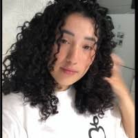 70+ perfis com “Leslie”