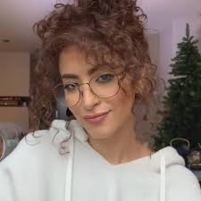 Beth Torres (karen_feca)