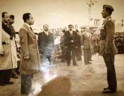 من الصور النادرة للملك فيصل الثاني بن غازي ملك العراق مع السيد جلال فهمي وهو احد ابرز الشخصيات الكردية ويظهر في الخلف صاحب السمو الملكي ا iraq history memories