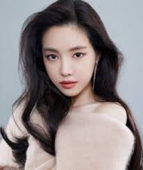 It's either about how hot she is or about plastic. Did Apink S Son Na Eun Undergo Plastic Surgery Here Are The Details And Her Full Profile Channel K