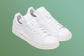 Die qualität von schuhe adidas herren ist deshalb, neben den anderen eigenschaften von schuhe adidas herren der wichtigste punkt. 5 Aktuelle Adidas Schuhe Die Sie Dieses Jahr Brauchen Gq Germany