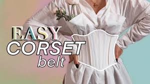 Stick to your staples and add the finishing touch to your casual daytime outfits by teaming a classic buckle leather belt with your jeans and tee. Everyday Corset Style Belt Free Pattern Thisiskachi Diy Youtube