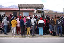 Bolivia operará en diciembre las nuevas bases de la frontera con chile. Aumenta Cruce Irregular De Migrantes En Frontera Bolivia Chile Hispanos Press