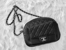 Purseonals The Chanel Caviar Quilted Camera Case Purseblog Tas Kulit Tas Kulit