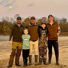 Hey y'all, my name is Elissa Boyce and I'm from Cypress, Tx. I am 100%  committed to the University of Arkansas and will be rushing. I plan to  study exercise science with