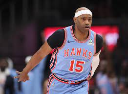 Vince Carter Leaves Impressive Legacy As He Ends 22 Year Career He is 6 feet 6 inches (1.98 m) tall and plays both shooting guard and small forward, but has occasionally played power forward during the later part of his career. vince carter leaves impressive legacy