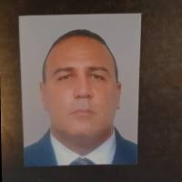 300+ perfiles de «Alain»