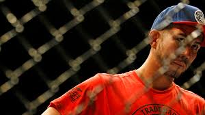 UFC Fight Night 76 results: Louis Smolka submits Patrick Holohan by  rear-naked choke in wild, back-and-forth affair