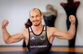 Frank staebler (ger) франк ште́блер (нем. Ringen Frank Stablers Weg Durch Die Holle Sportmeldungen Stuttgarter Zeitung