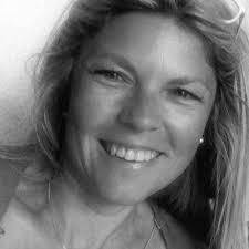 Montserrat Martínez (@Montmartnurse)